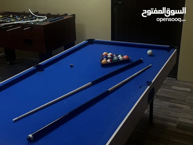 طاولة بلياردو
