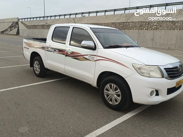 Toyota Hilux SR5 in Al Dhahirah