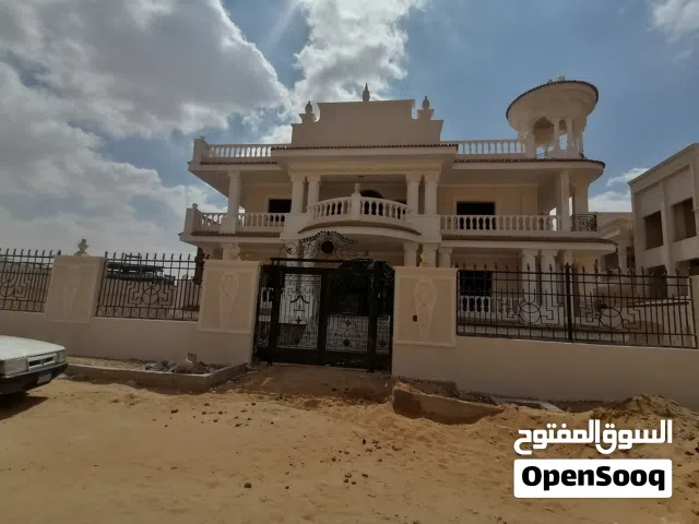 فيلا بمساحه 1000 متر  مباني علي 500 متر للبيع