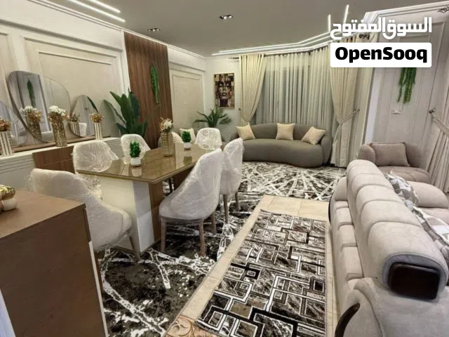 للأستثمار  او السكن شقة أول سكن بمستوى فندقي وموقع ممتاز المربع الذهبي  مدينة نصرCode T712
