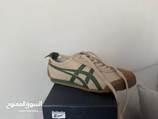 Beige Sport Shoes in Manama