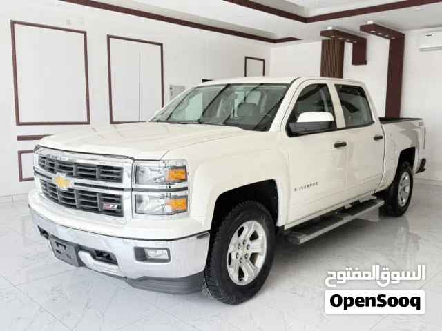 2015 شيفروليه سلفرادو 1500 LT Z71