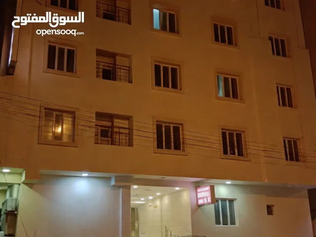 للإيجار اليومي و الشهري (غرف - إستوديوهات - شقق غرفتين) - صلالة الغربية - بجوار مستشفى السلطان قابوس