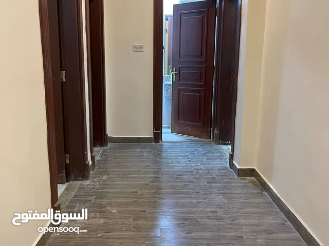 للإيجار شقه في العقيله