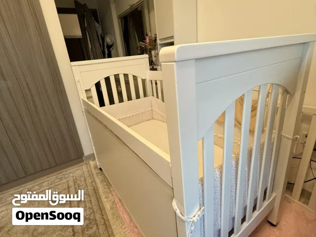 سرير اطفال من هوم سنتر