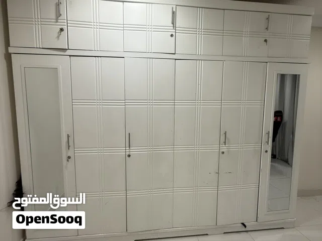 كبت مستعمل بحالة جيده