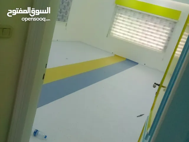 رولات اوروبي ذات جوده عاليه مستشفيات مصانع نوادي رياضيه جامعات كرفنات ضد حريق ومزع وبكتيريا