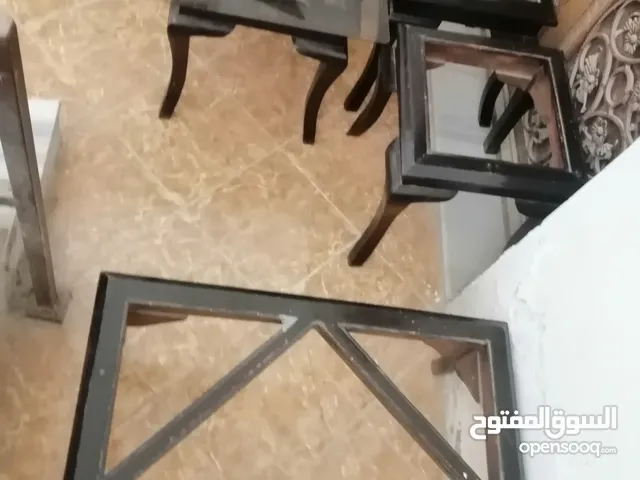 طربيزات مستعمله للبيع بحالة جيده جدا