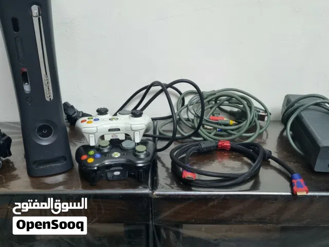 xbox 360 للبيع بحالة جيدة جدا