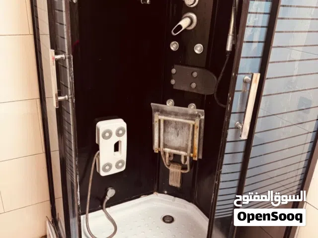 شور حمام نظيف بدون القاعده