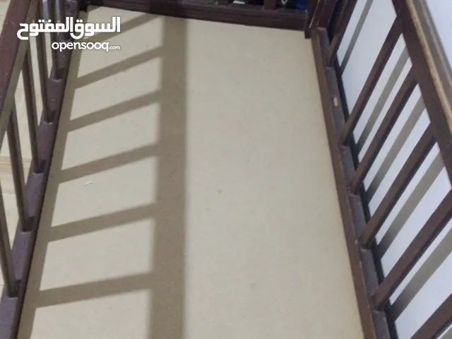 تخت بيبى للبيع