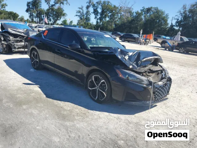 Used Nissan Altima in Sharjah