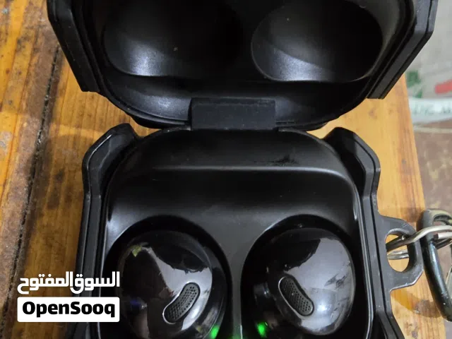 سماعات أذن محمولة سامسونج بودز برو مستعملة بحالة جيدة وبسعر مميز