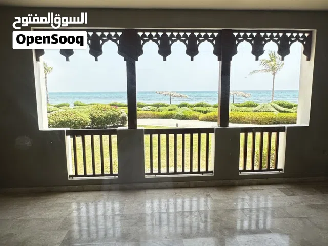 Two bedroom apartment Seaview for sale