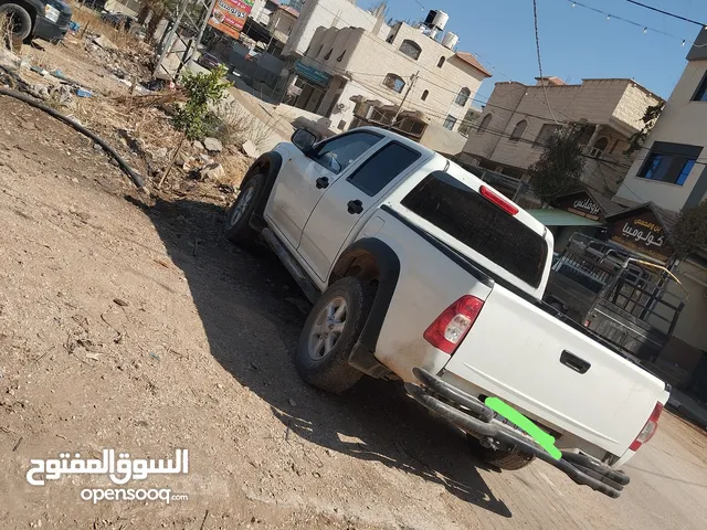 اسوزو دماكس