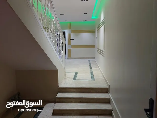 120 m2 1 Bedroom Apartments for Rent in Al Riyadh Hittin