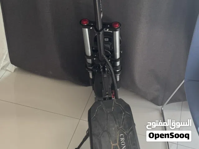 Dual motor electric scooter