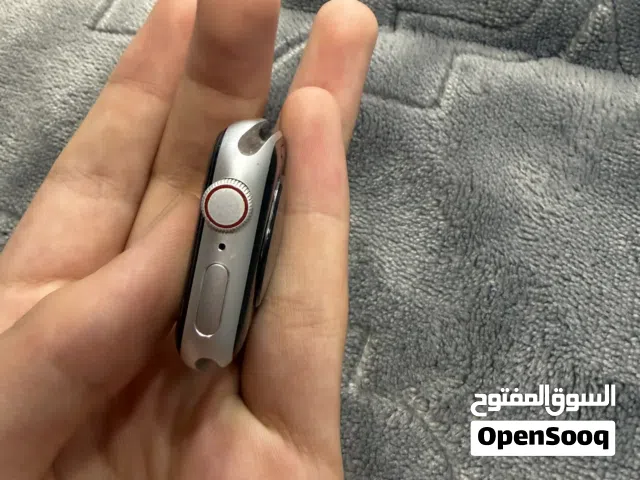 Apple watch series se one nike addition 40mm
