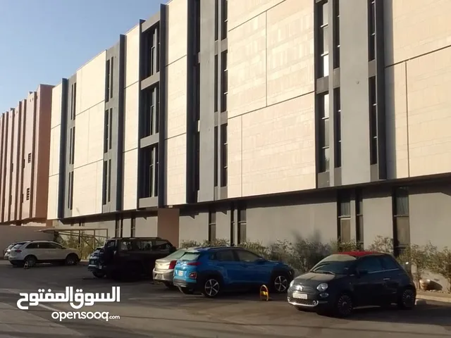 133 m2 3 Bedrooms Apartments for Rent in Al Riyadh Al Izdihar