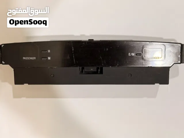 ساعة كامري 2004-2006 للبيع نظيفة