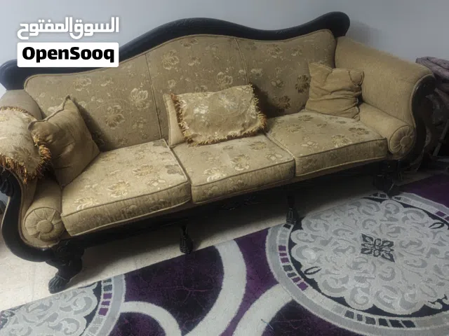 طقم كنب سبع مقاعد