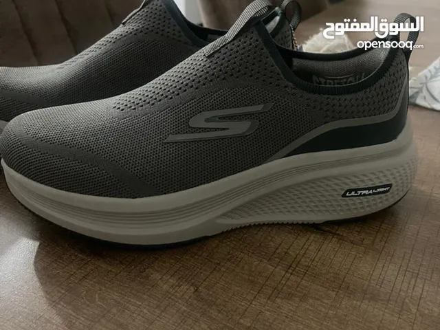 حذا اسكتشرز رياضي الماركة الأصلية