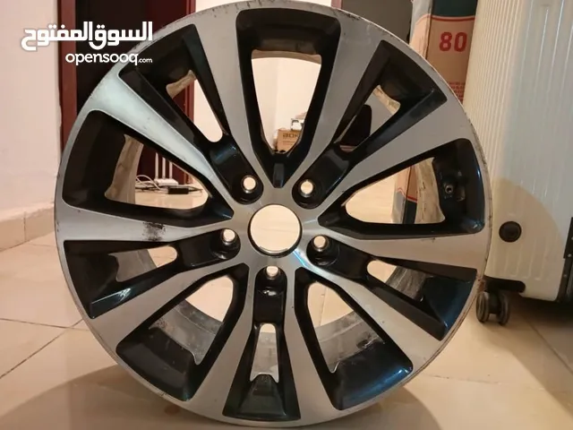 Other 17 Tyre & Rim in Tripoli