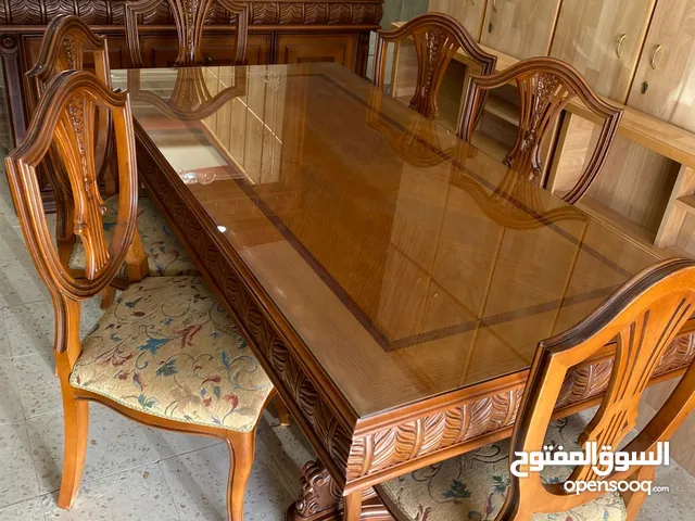طوله سفره طعام (6) كراسي مع فضيه ودنسوار خشب زان بالكامل بحال الجديد استخدام بسيط جداا