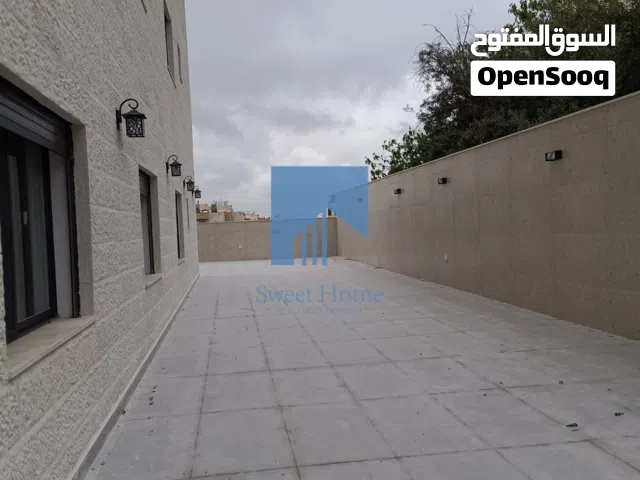 225 m2 4 Bedrooms Apartments for Sale in Amman Khalda