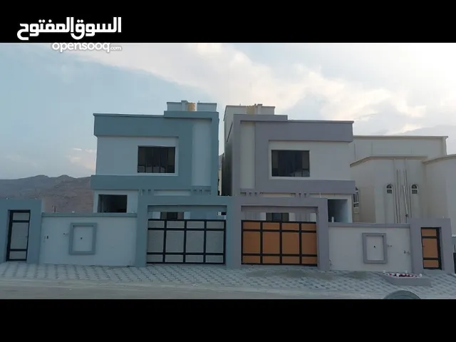 325m2 5 Bedrooms Townhouse for Sale in Al Dakhiliya Bidbid
