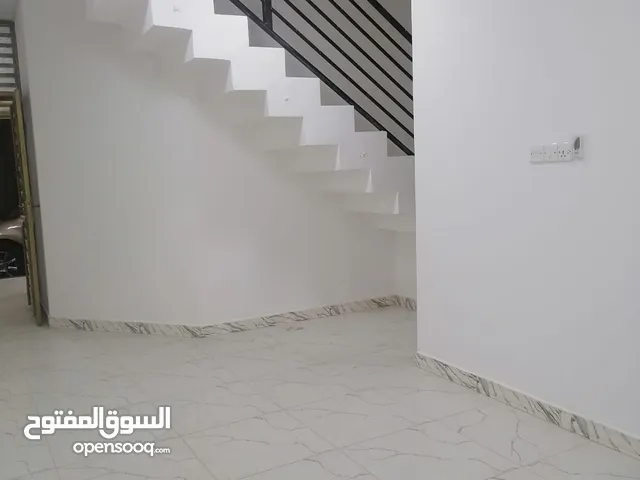 150 m2 3 Bedrooms Townhouse for Rent in Basra Jubaileh