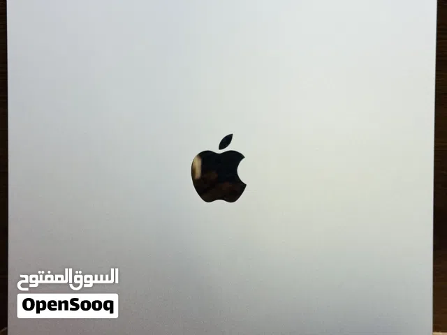 iPad Air 13-inch M2 256GB cellular + wifi battery health 99 % three month under warranty .