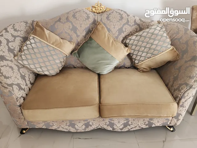 كنب جلوس مستعمل في حاله جيده