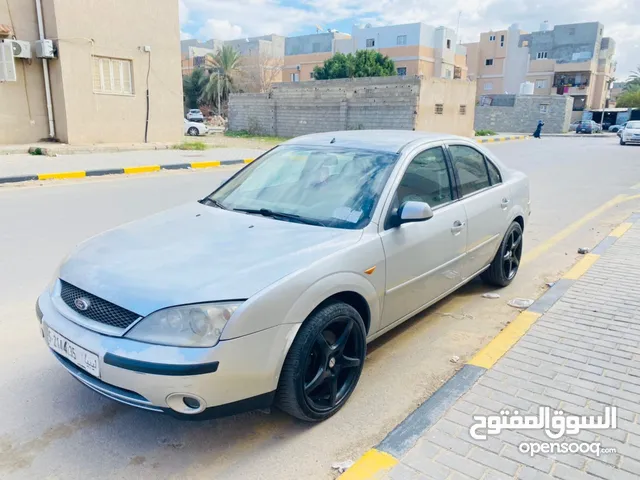 Ford Mondeo Titanium in Tripoli