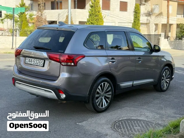 2022, ميتسوبيشي, اوتلاندر, GLX