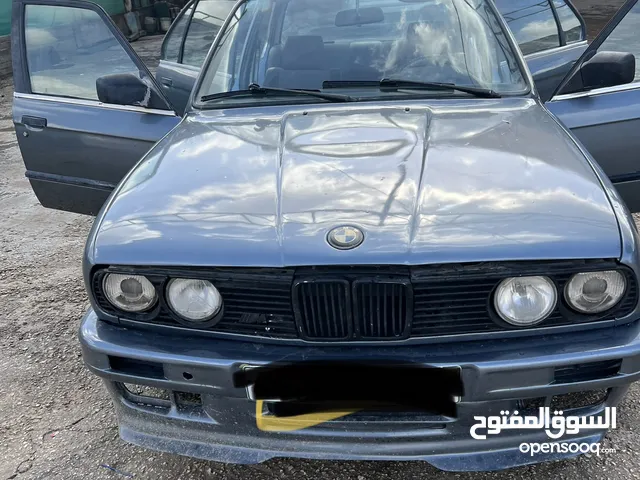 بي ام دبليو 1989