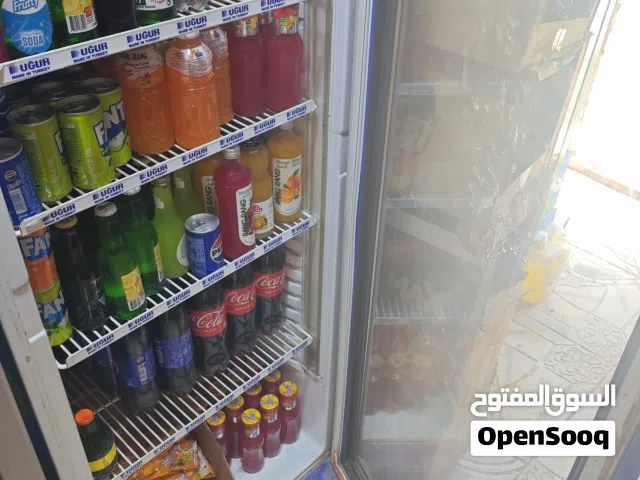 عارضة قواطي للبيع وبيها مجال حك جية