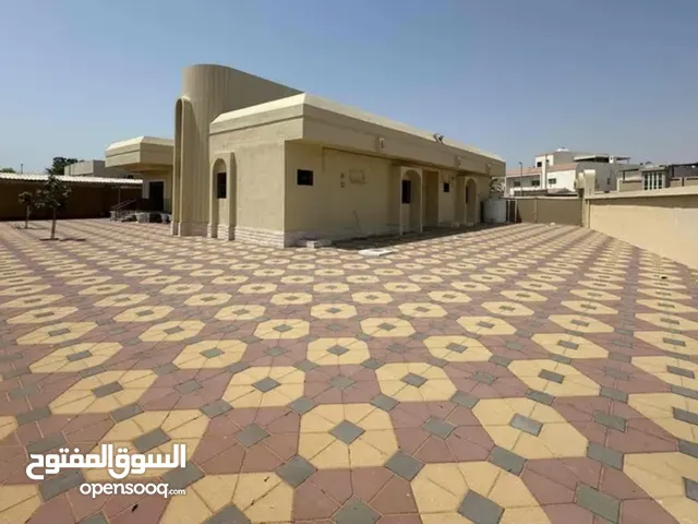 13000 m2 4 Bedrooms Townhouse for Sale in Sharjah Al Riqqa