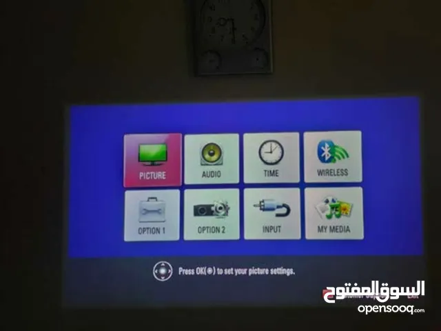 بروجكتور LG متنقل