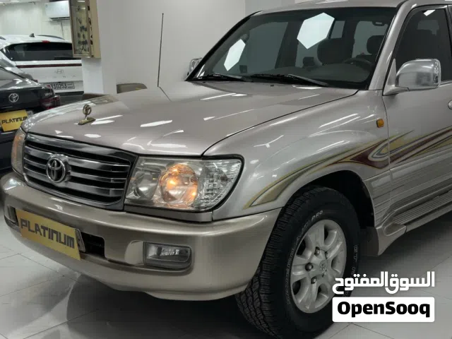 للبيع لاند كروزر 2004 صبغ الوكاله معدا قطعتين بحاله ممتازه جدا GXR   For sale Land Cruiser 2004