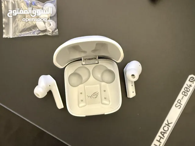rog cetra true wireless headphones