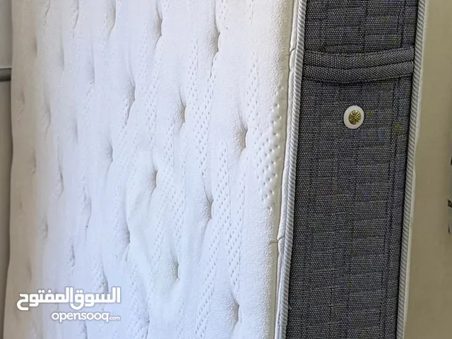 مرتبة طبية لم تستعمل تصلح لجميع الأعمار