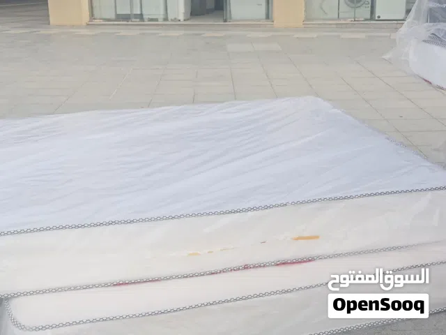 مراتب طبيه جوده عاليه مريحه تفصيل علا حسب الطلب سست فندقيه طبيه سراير حديد دور دورين وخشب توصيل مجان
