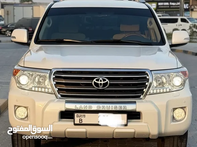 First owner Land Cruiser 2013 GCC SPECS
