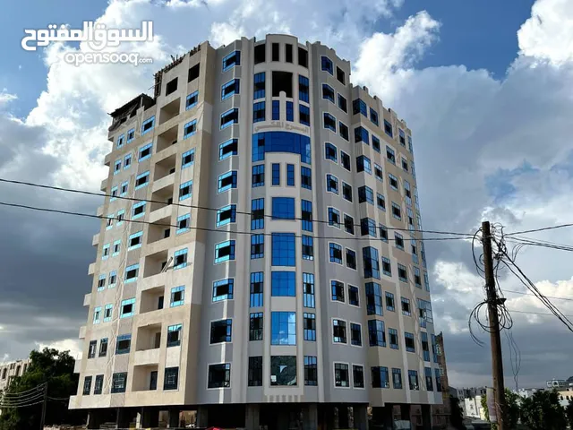 186 m2 5 Bedrooms Apartments for Sale in Sana'a Bayt Baws