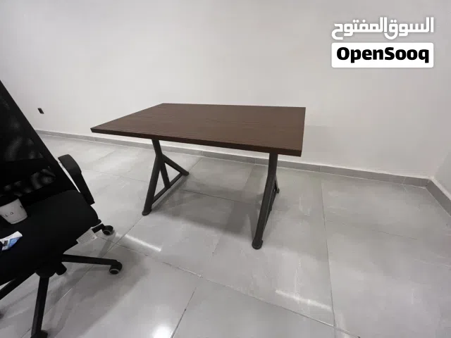 اثاث مكتب كامل للبيع غير مستخدم