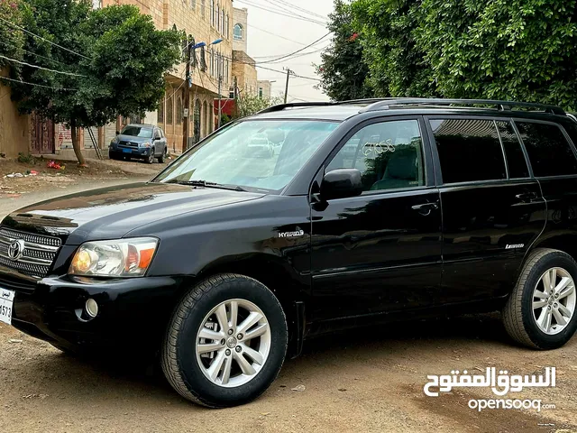 New Toyota Highlander in Sana'a