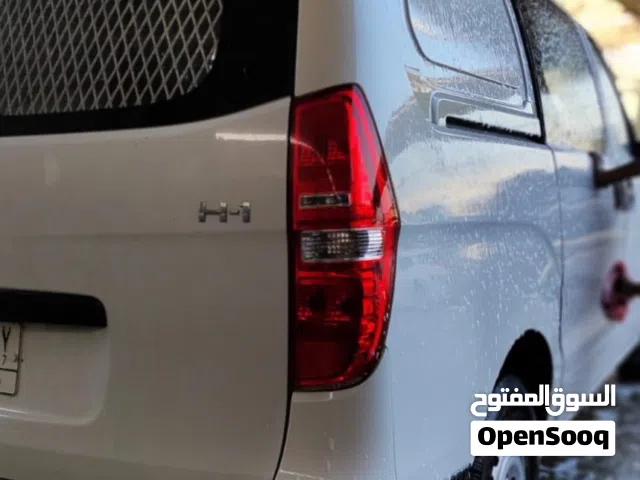 السلام عليكم رمضان كريم للبيع ستاراكس بوكس دخول جديد موديل 2016 خليجي للاستفسار الأتصال على الرقم