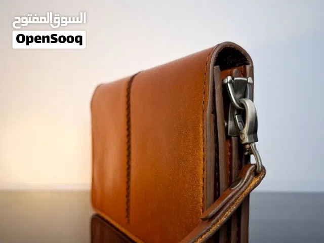 انواع حقائب و صناعات جلدی یدوی