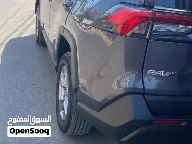 2023 تويوتا راف فور